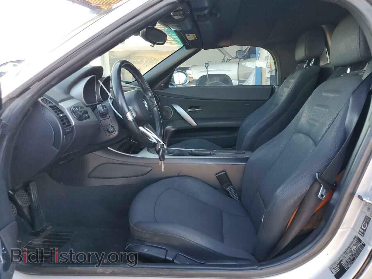 2005 BMW Z4 - VIN: 4USBT33585LR70462 - Photo 7