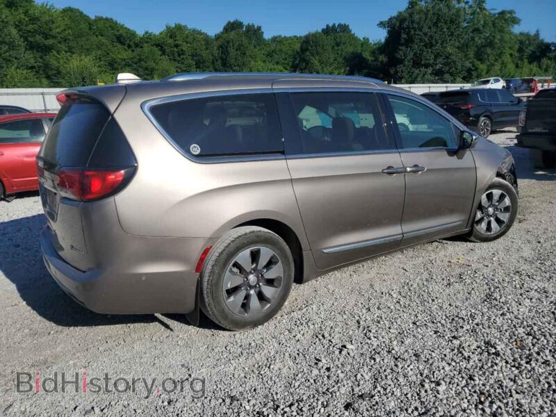2018 Chrysler PACIFICA (VIN 2C4RC1N76JR118121) — фото 3 из 15