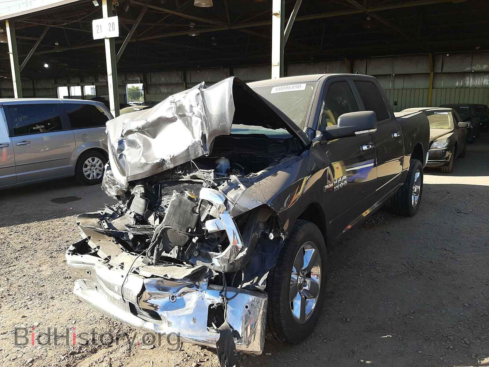 2017 RAM 1500 - VIN: 1C6RR6LT4HS776144 - Фото 2