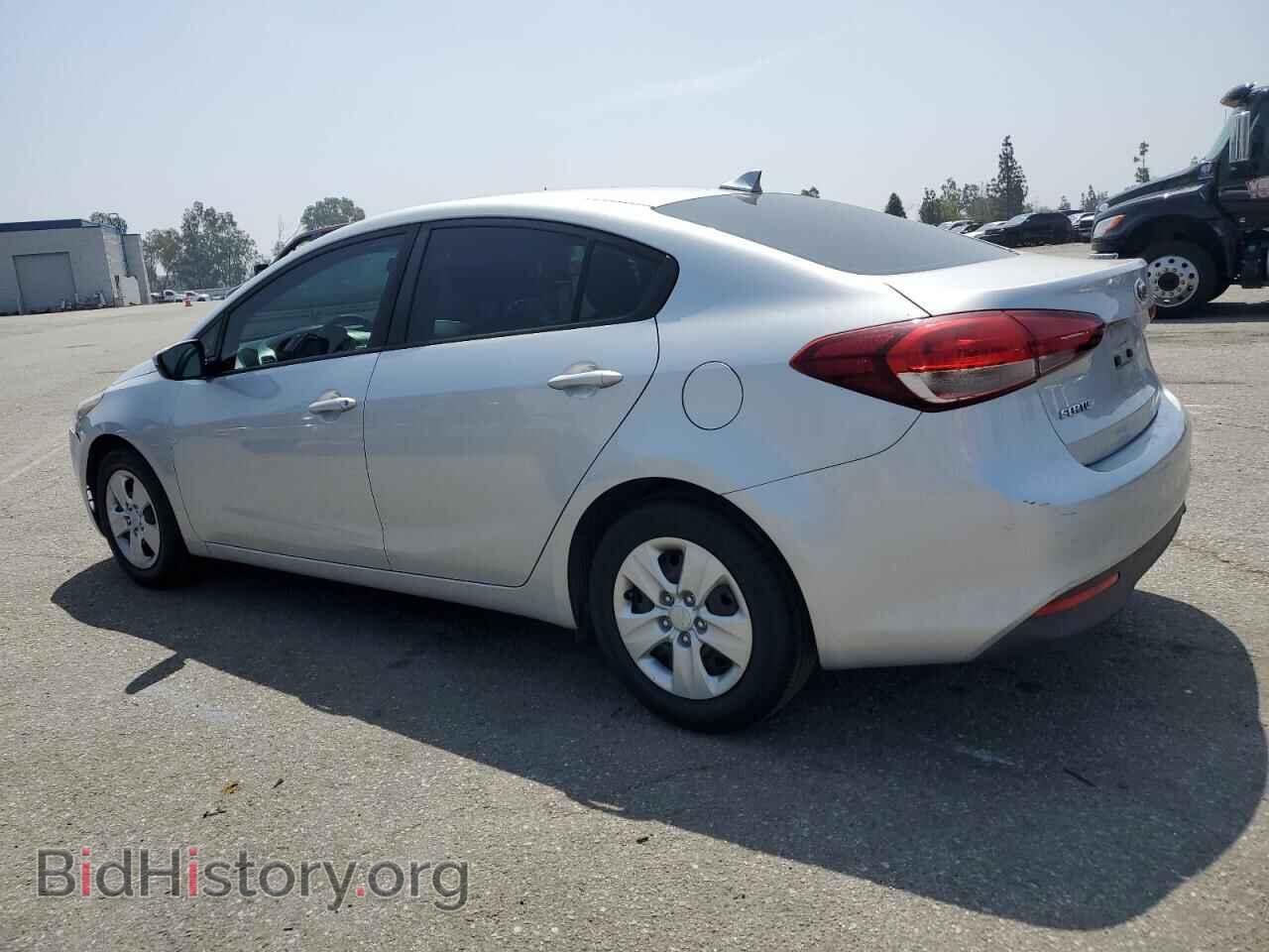 2017 KIA FORTE - VIN: 3KPFK4A79HE073992 - Фото 2
