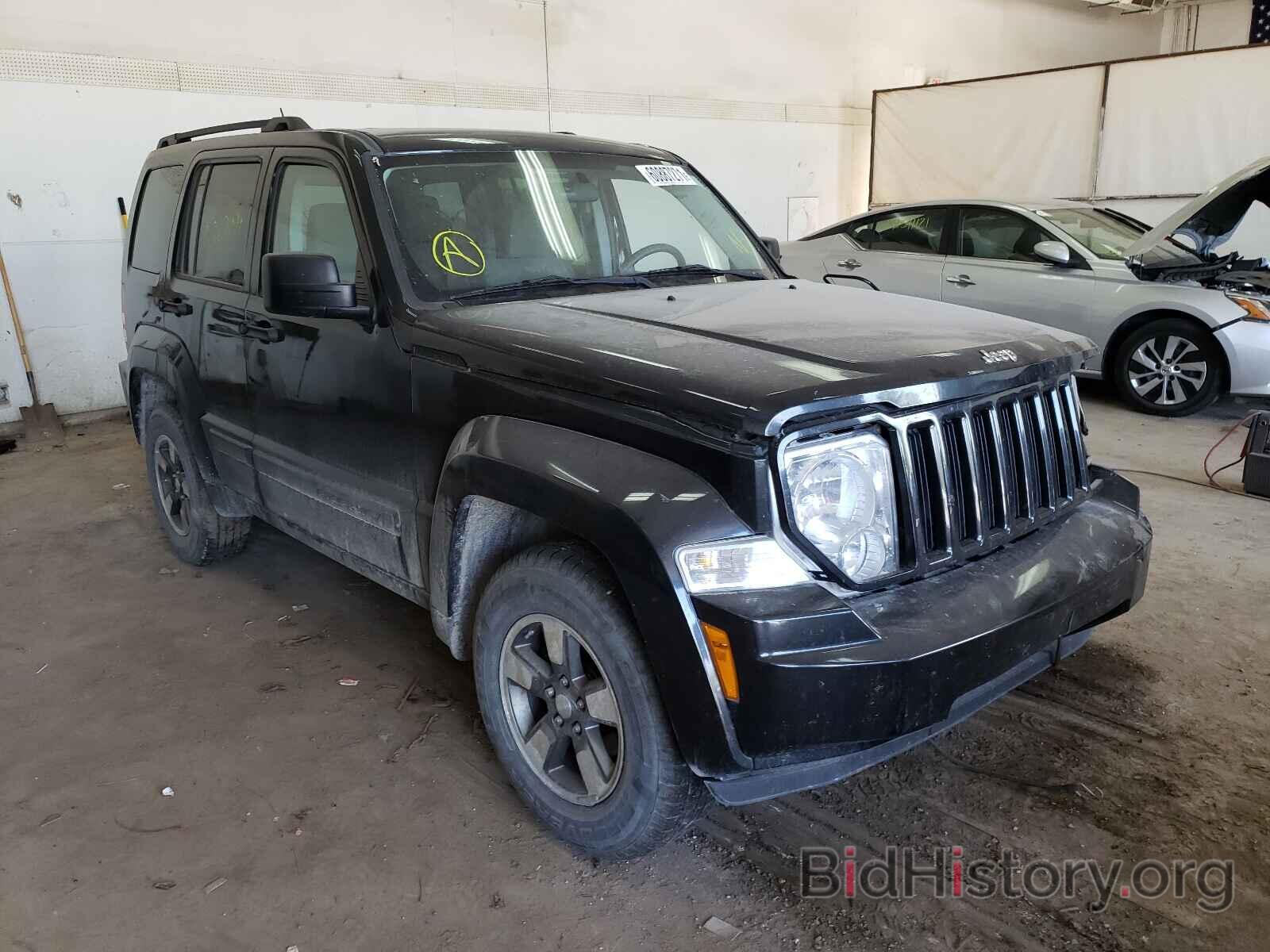 Photo 1J8GN28K58W220611 - JEEP LIBERTY 2008