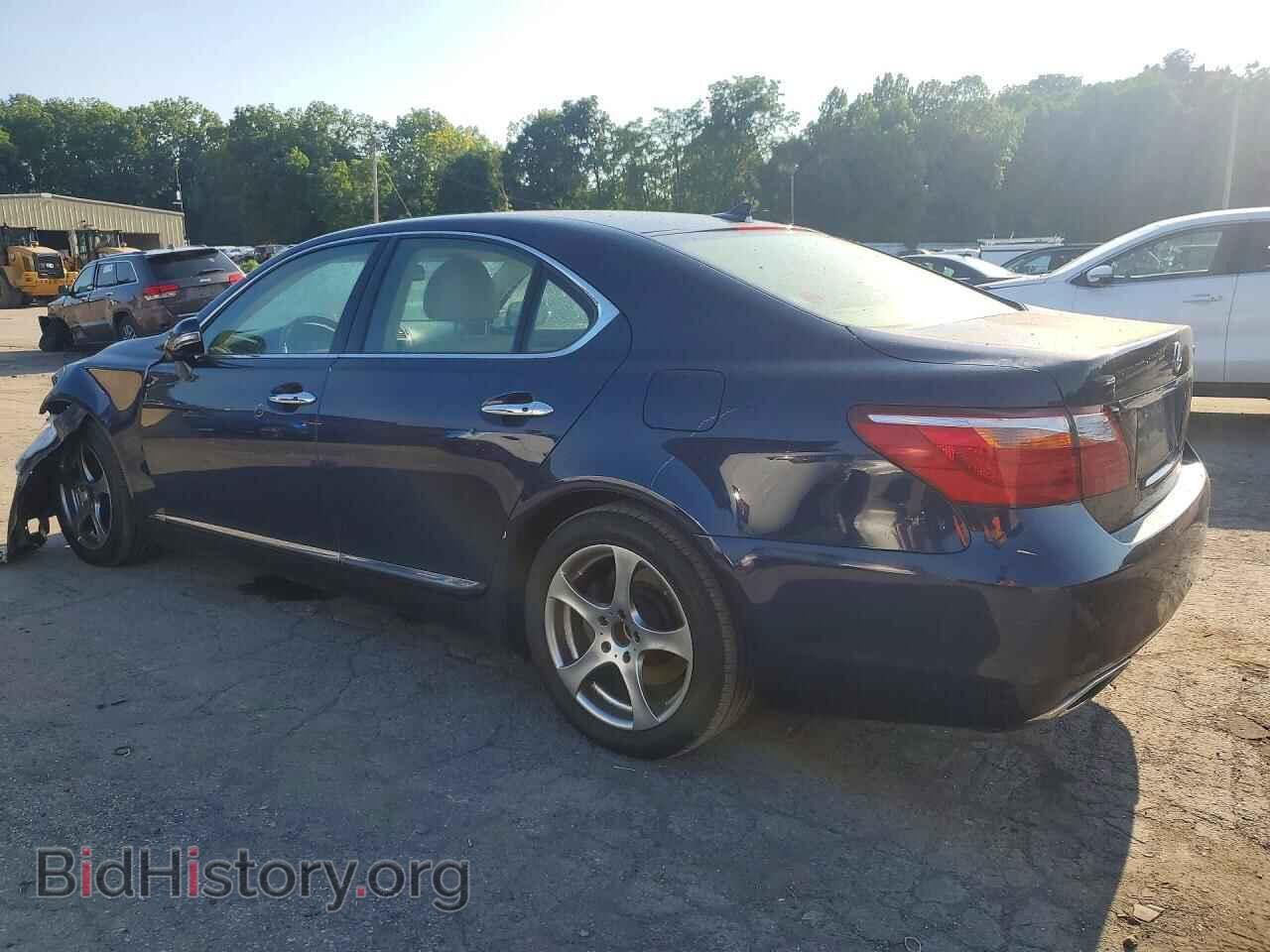 2011 LEXUS LS460 - VIN: JTHCL5EF6B5011930 - Photo 2