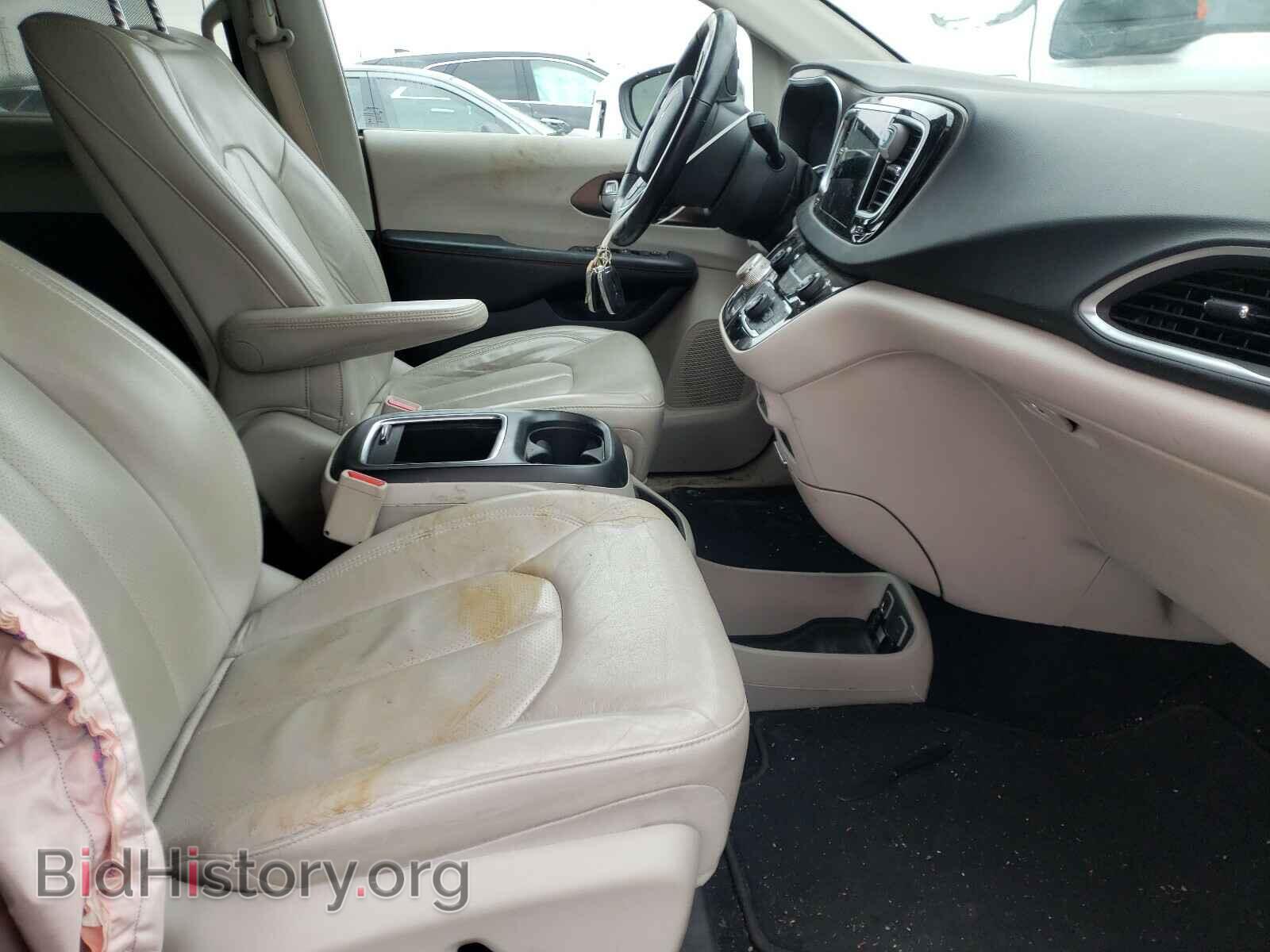 2017 CHRYSLER PACIFICA - VIN: 2C4RC1EG4HR653619 - Photo 5