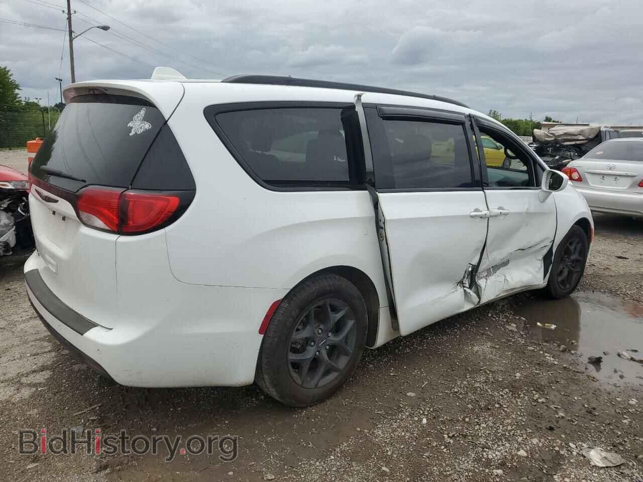 2018 CHRYSLER PACIFICA - VIN: 2C4RC1EG2JR306070 - Фото 3