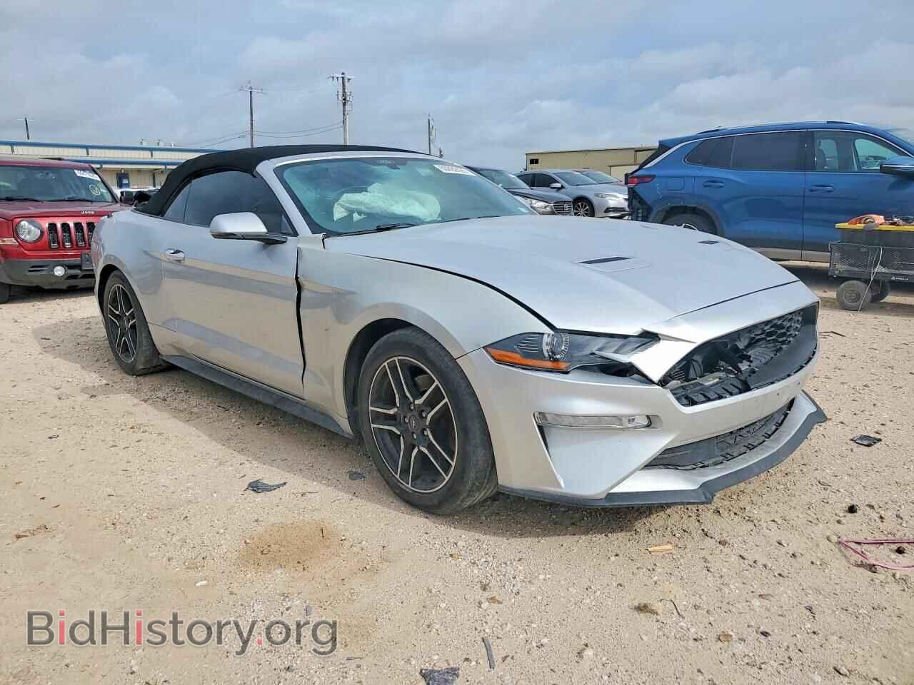 2018 FORD MUSTANG - VIN: 1FATP8UH1J5109813 - Photo 4