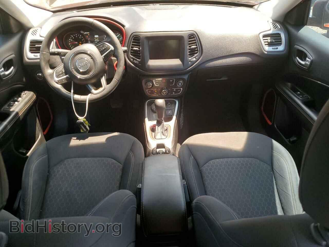 2018 JEEP COMPASS - VIN: 3C4NJDAB7JT108100 - Фото 8