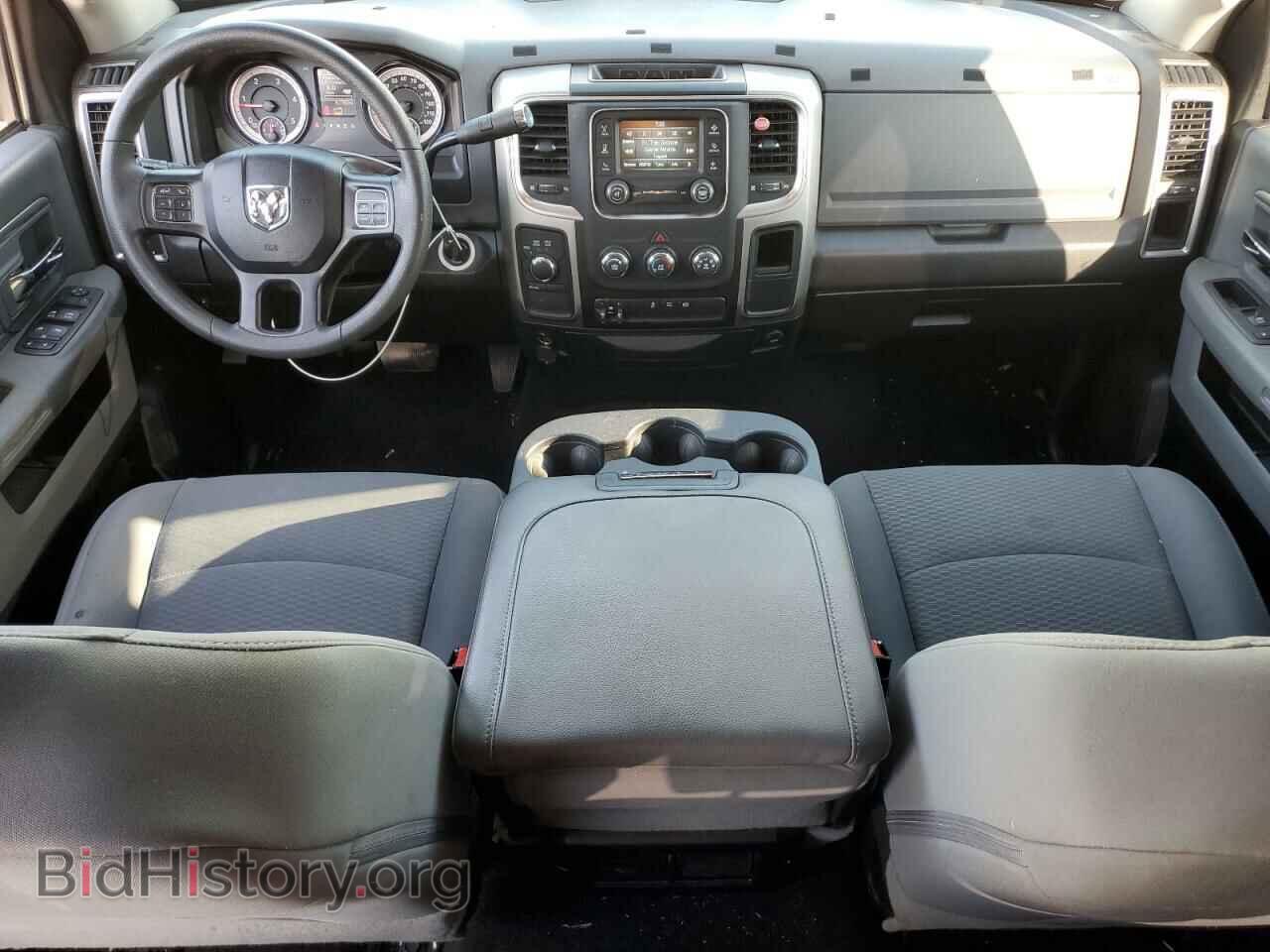 2018 RAM All Models - VIN: 3C6UR5DL4JG402312 - Фото 8