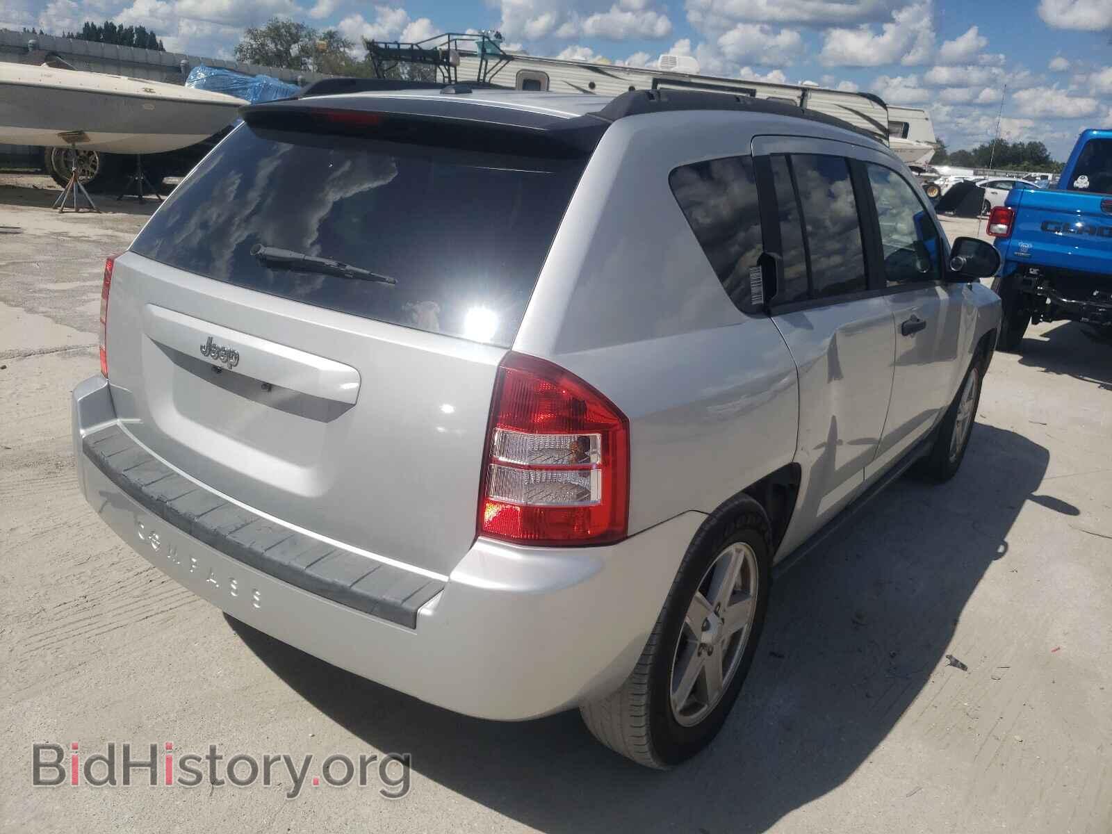2007 JEEP COMPASS - VIN: 1J8FT47W37D124049 - Фото 4