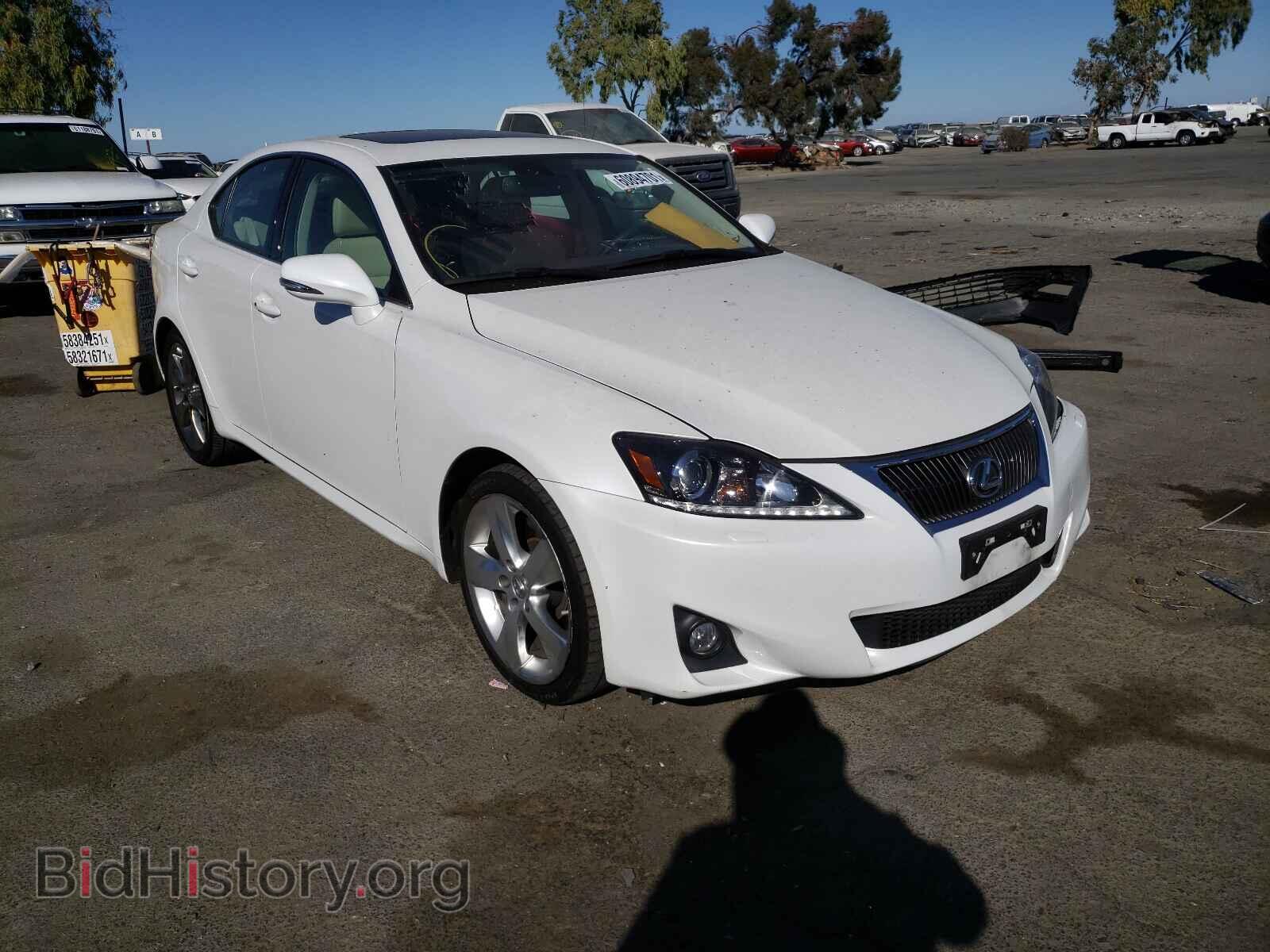 Photo JTHBE5C28C5029255 - LEXUS IS 2012