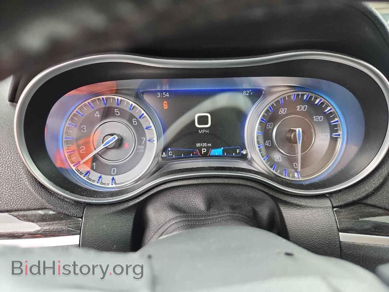 2016 CHRYSLER 300 - VIN: 2C3CCARG2GH161874 - Фото 9