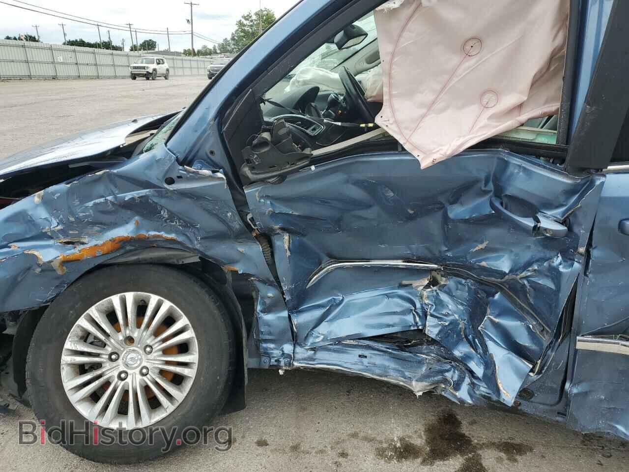 2011 CHRYSLER MINIVAN - VIN: 2A4RR8DG1BR785196 - Photo 7