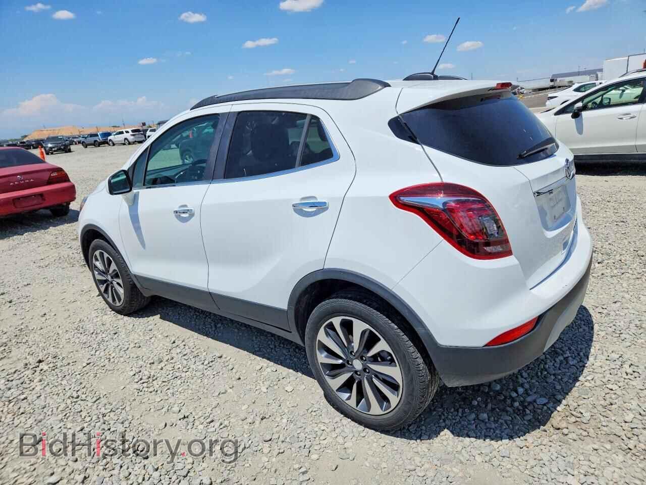 2022 BUICK ENCORE - VIN: KL4CJESM7NB525571 - Photo 2