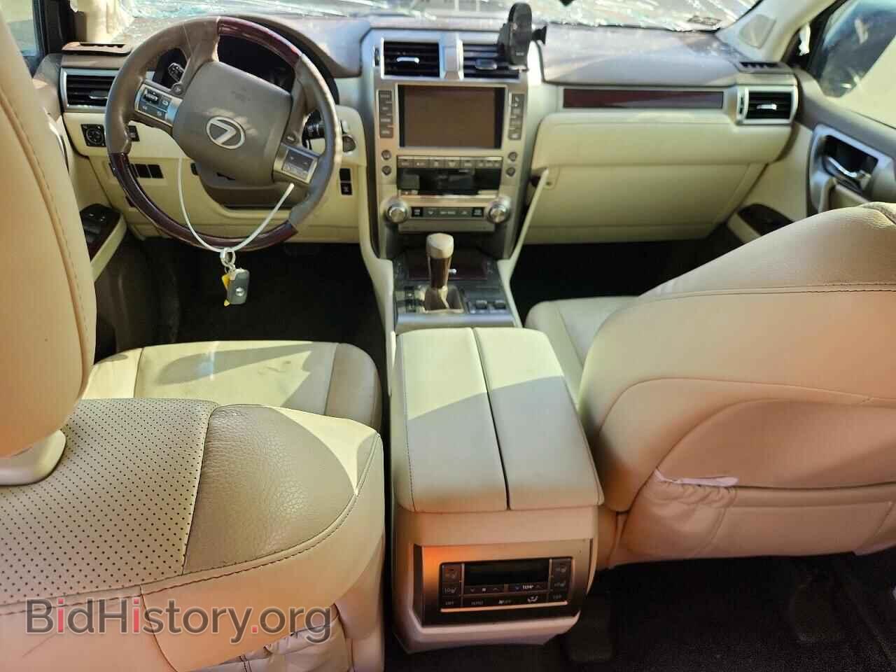 2017 LEXUS GX - VIN: JTJBM7FX1H5158532 - Photo 8