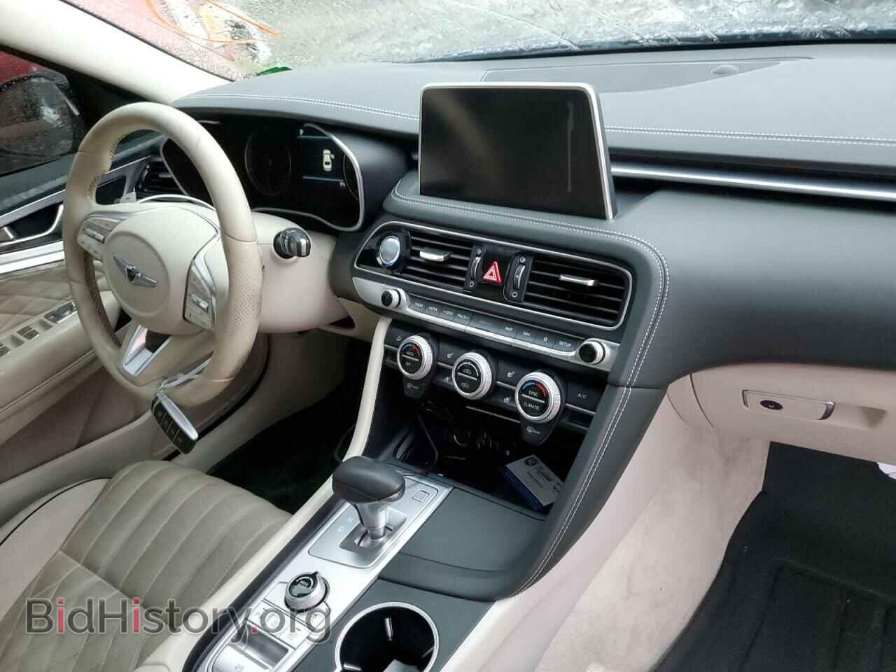 2019 GENESIS G70 - VIN: KMTG34LE3KU012919 - Фото 9