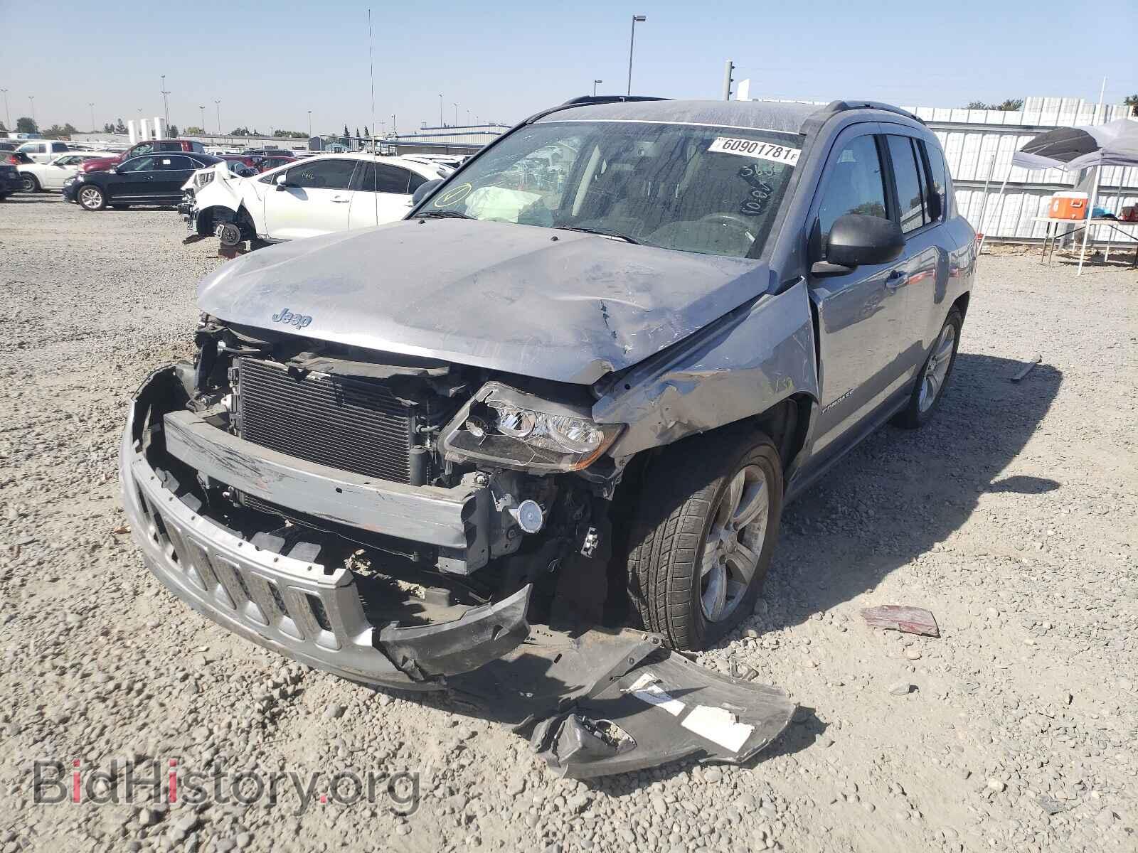2017 JEEP COMPASS - VIN: 1C4NJCBA5HD123999 - Photo 2