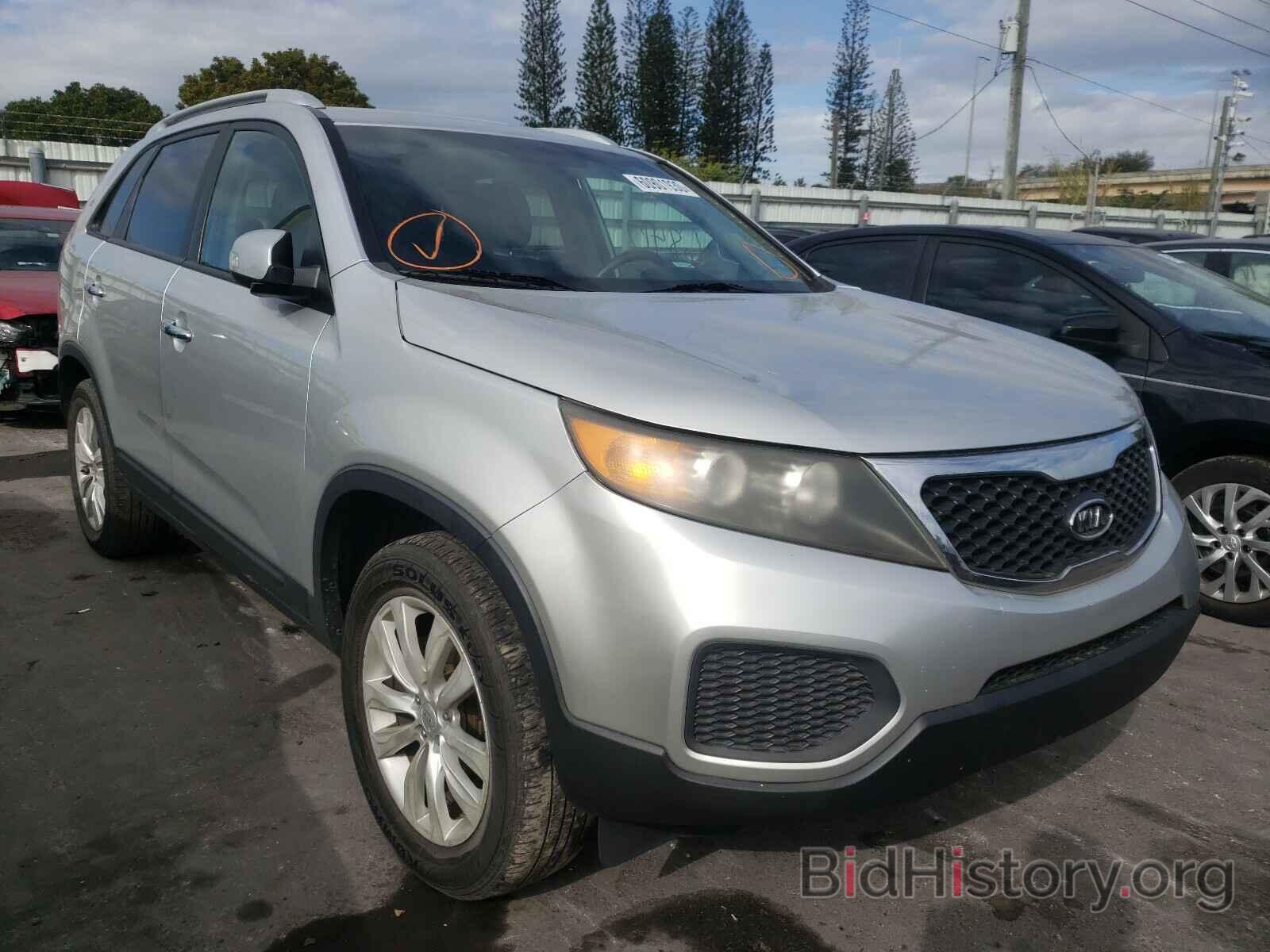 Photo 5XYKT4A27BG063018 - KIA SORENTO 2011