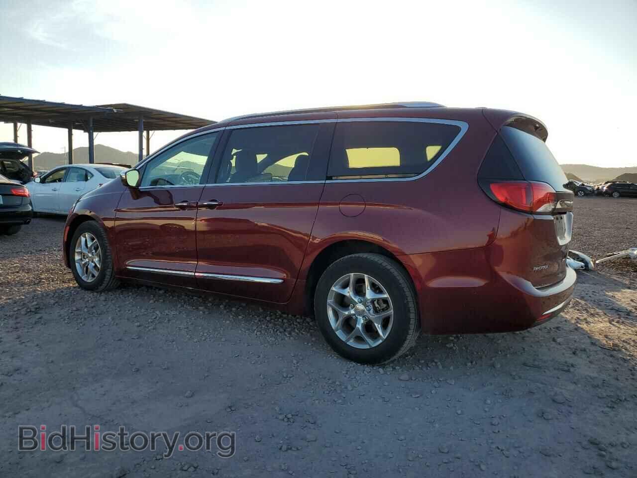 2017 CHRYSLER PACIFICA - VIN: 2C4RC1GG3HR735340 - Photo 2