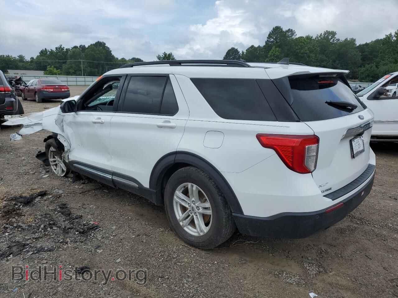 2021 FORD EXPLORER - VIN: 1FMSK7DH0MGA52152 - Photo 2