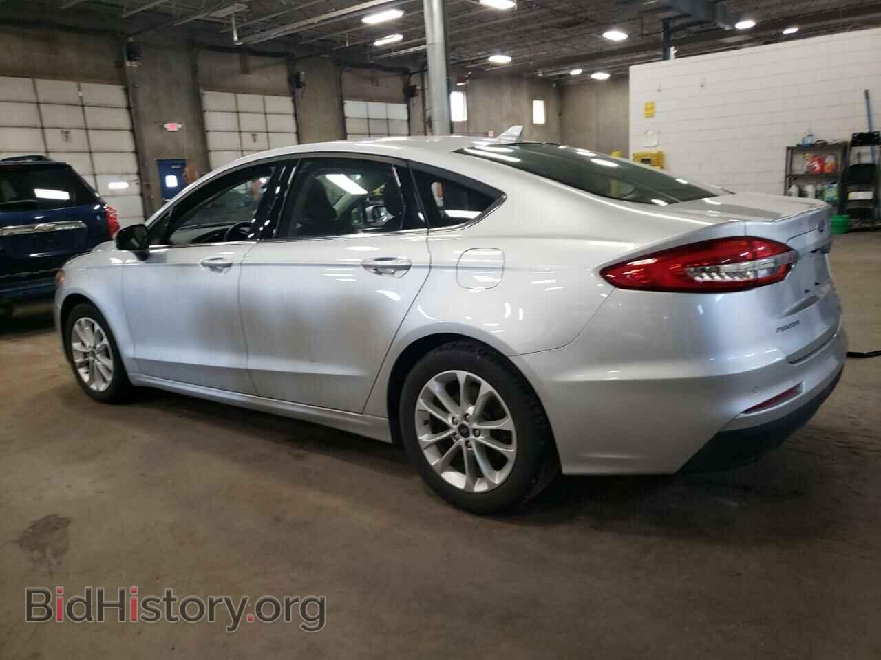 2019 FORD FUSION - VIN: 3FA6P0HD4KR199608 - Фото 2