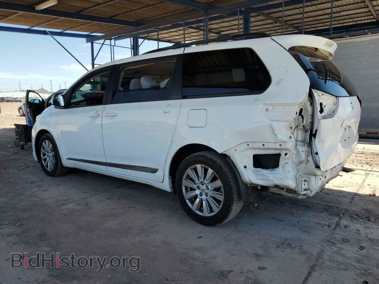 2017 TOYOTA All Models - VIN: 5TDJZ3DC2HS184057 - Фото 2