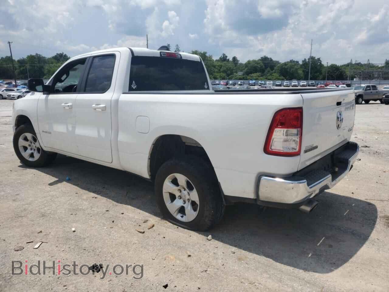 2021 RAM 1500 - VIN: 1C6SRFBT4MN729742 - Фото 2