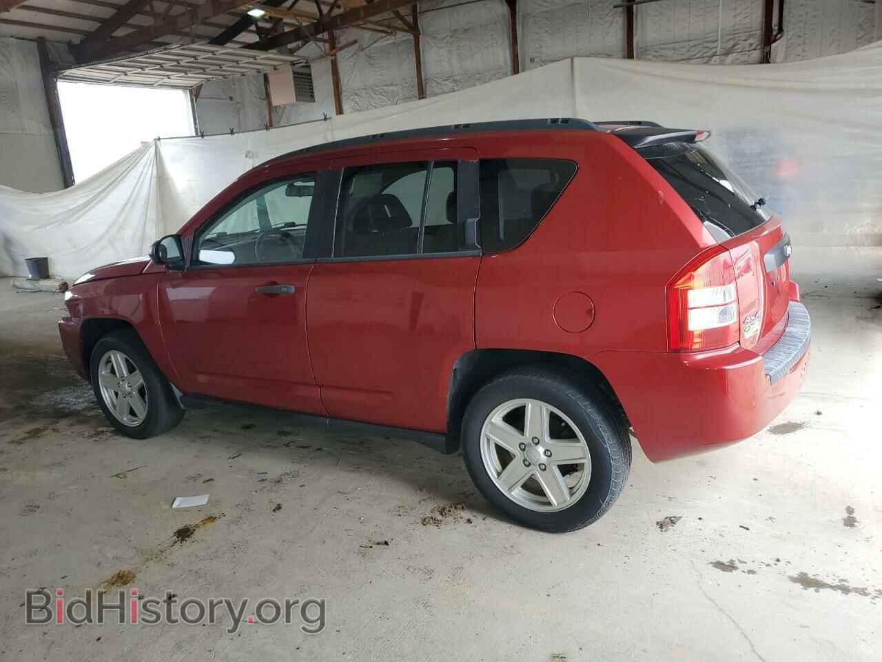 2007 JEEP COMPASS - VIN: 1J8FF47W17D424079 - Photo 2