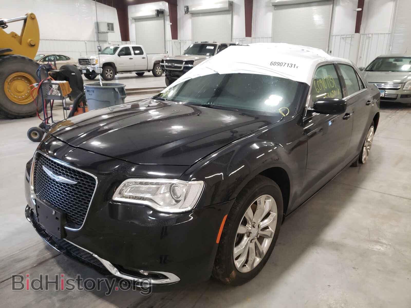 2016 CHRYSLER 300 - VIN: 2C3CCARG8GH137076 - Фото 2