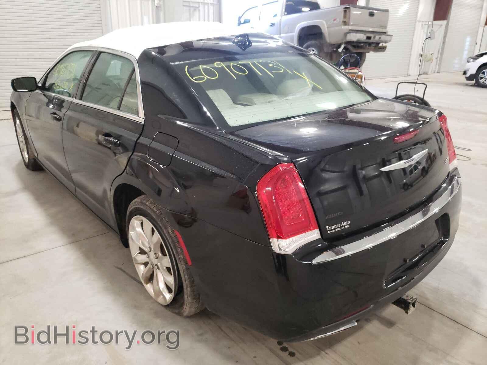 2016 CHRYSLER 300 - VIN: 2C3CCARG8GH137076 - Фото 3