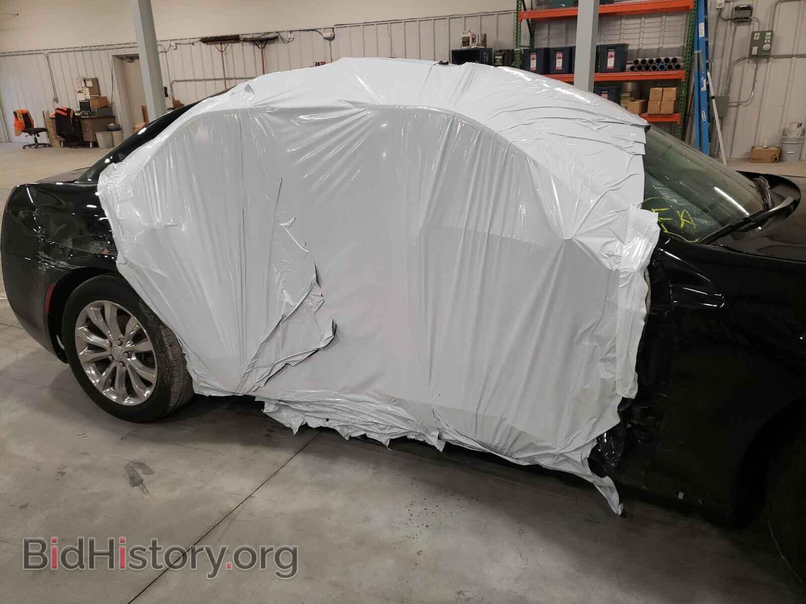 2016 CHRYSLER 300 - VIN: 2C3CCARG8GH137076 - Фото 9
