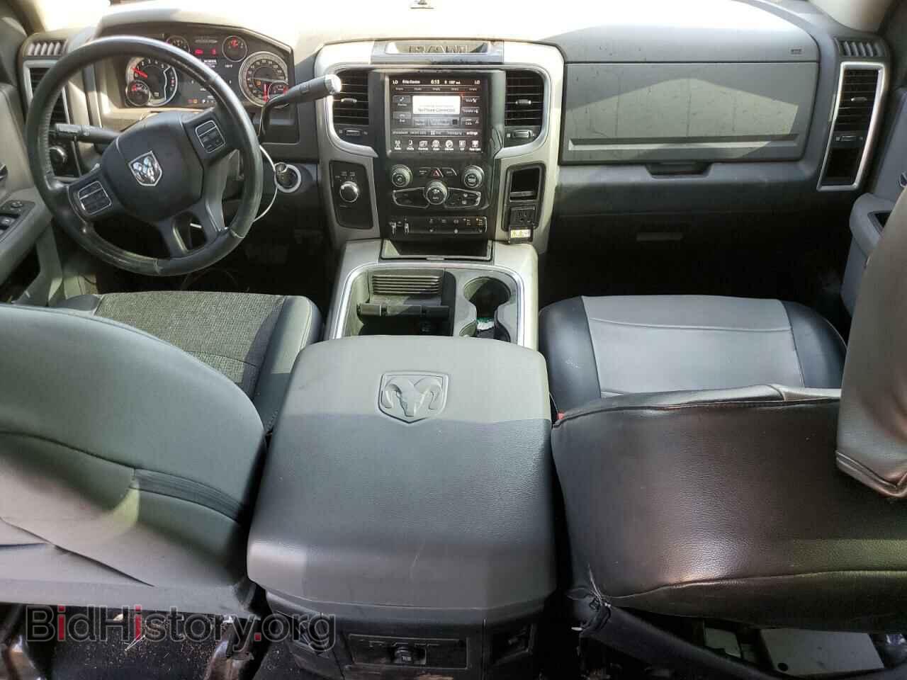 2017 RAM All Models - VIN: 3C6UR5ML1HG621738 - Photo 8