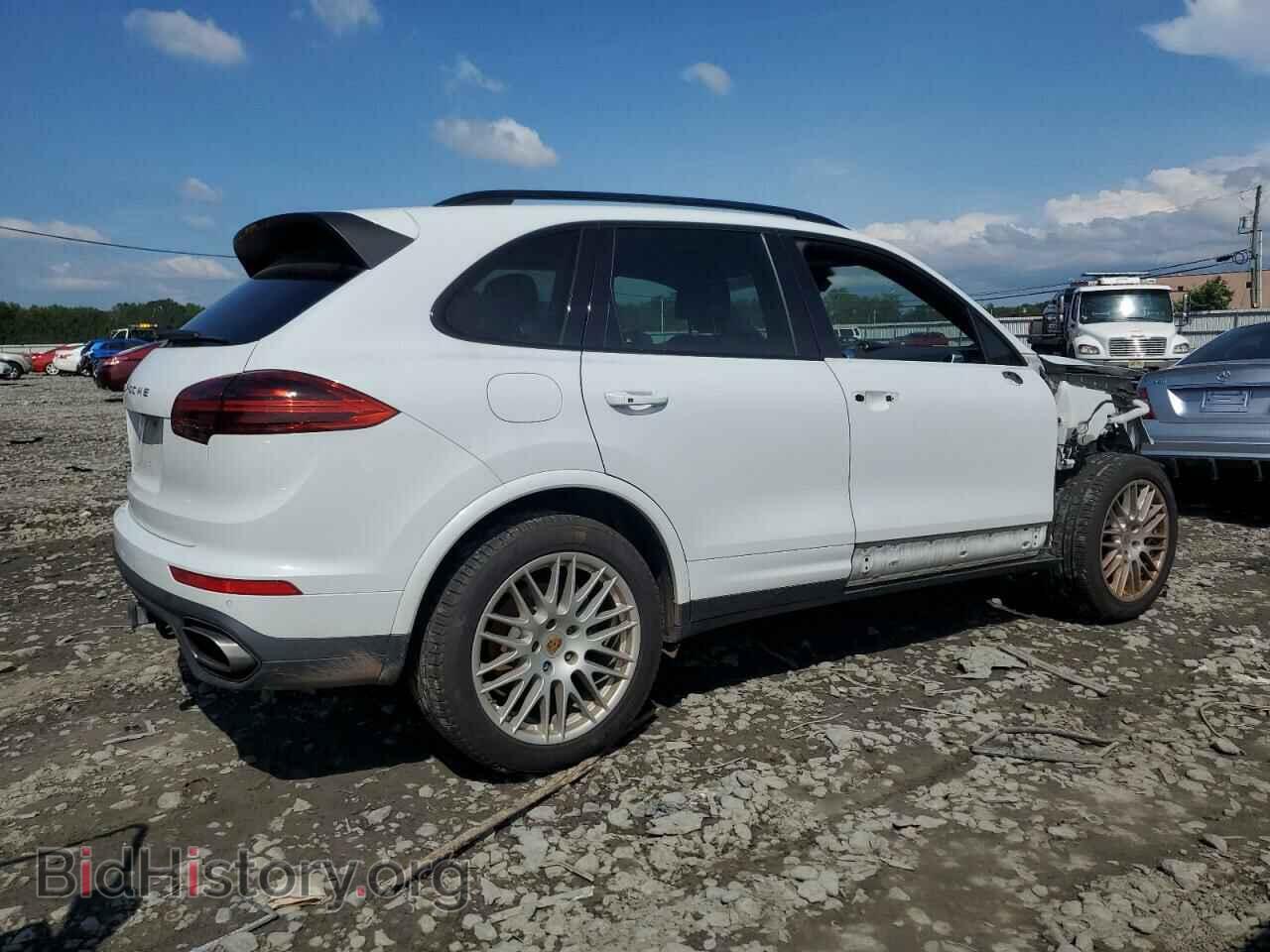 2017 PORSCHE CAYENNE - VIN: WP1AA2A23HKA80342 - Фото 3