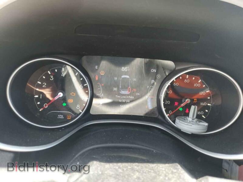 2021 Jeep COMPASS (VIN 3C4NJDBB3MT566817) — фото 9 из 13