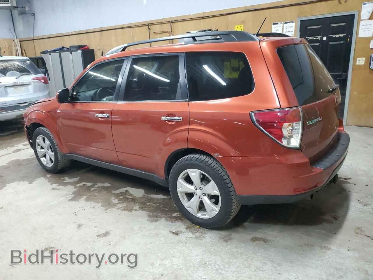 2011 SUBARU FORESTER - VIN: JF2SHBDC1BH703176 - Фото 2