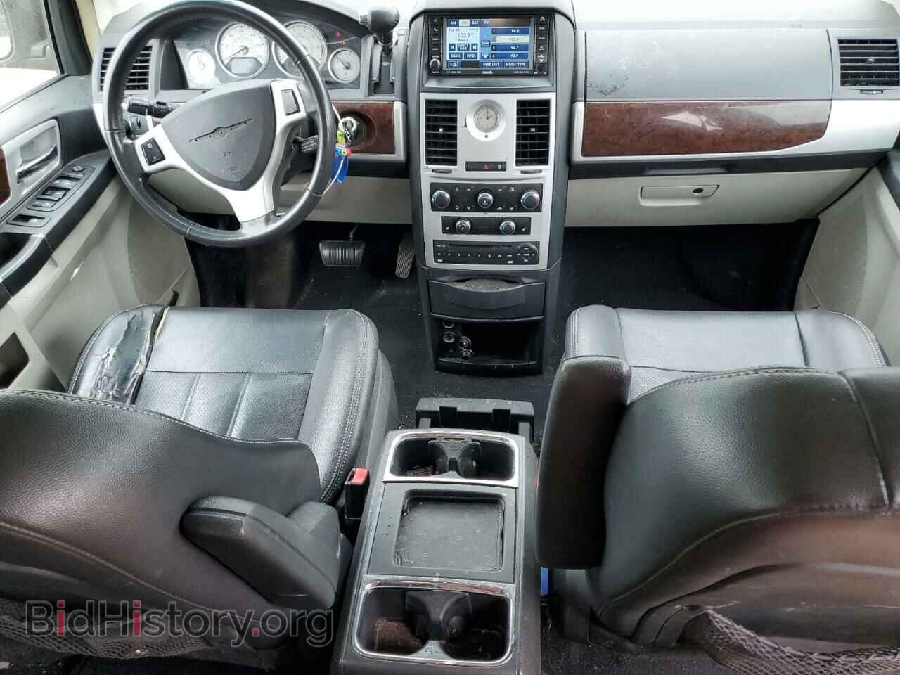 2010 CHRYSLER MINIVAN - VIN: 2A4RR8D15AR442580 - Фото 8
