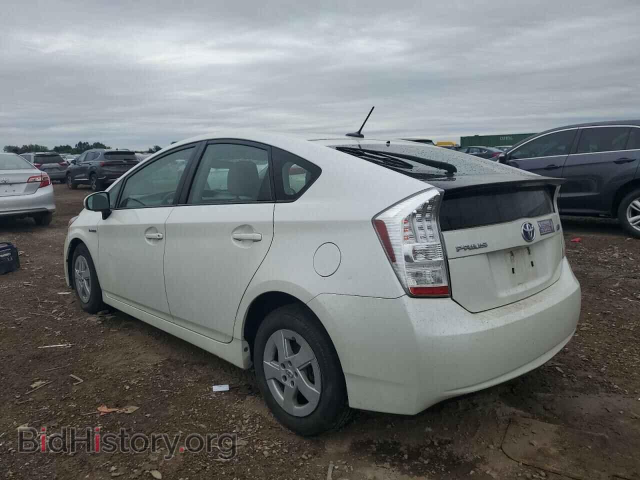 2011 TOYOTA PRIUS - VIN: JTDKN3DU4B5356482 - Фото 2