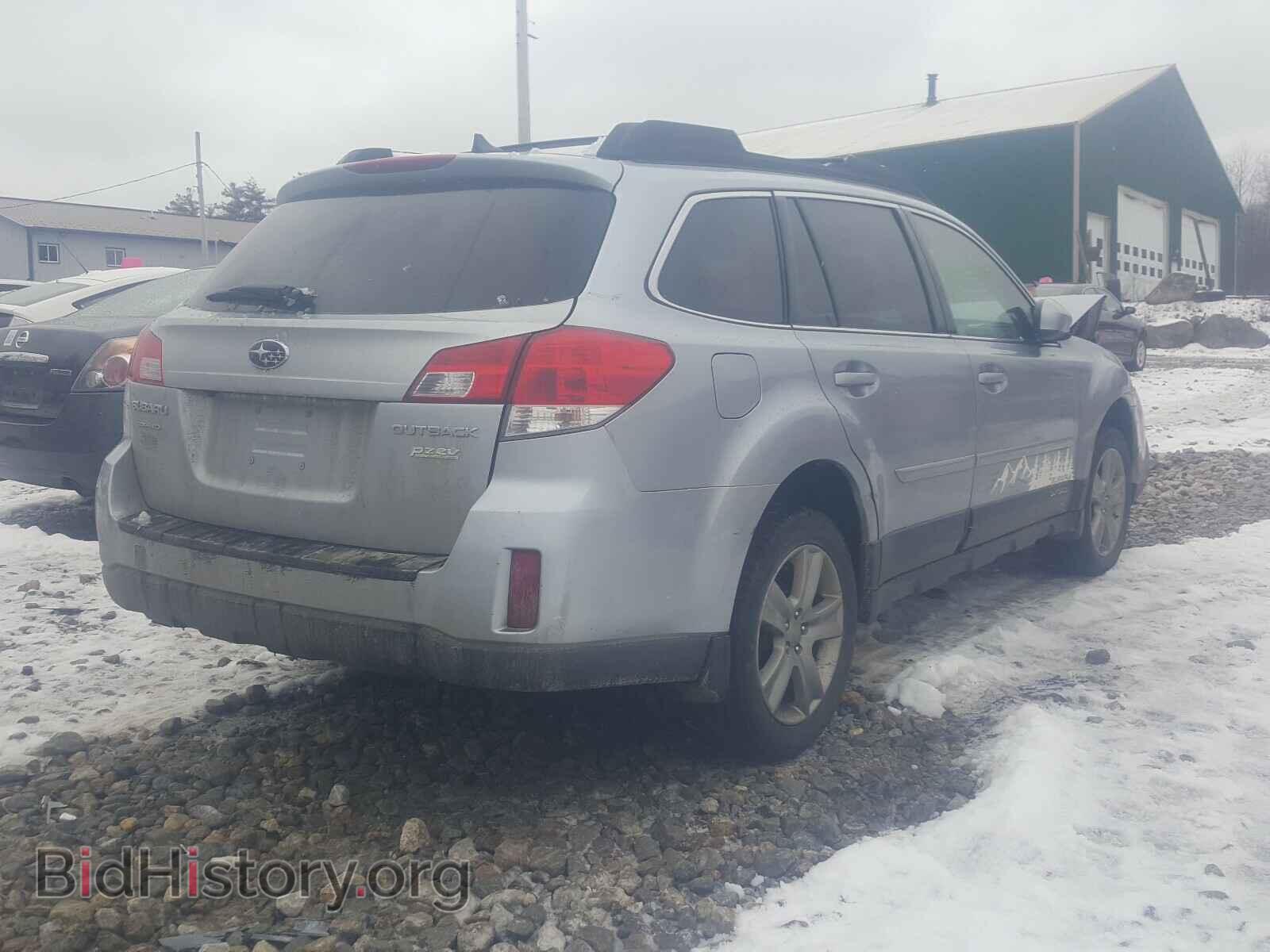 2013 SUBARU OUTBACK - VIN: 4S4BRBLC4D3255251 - Photo 4