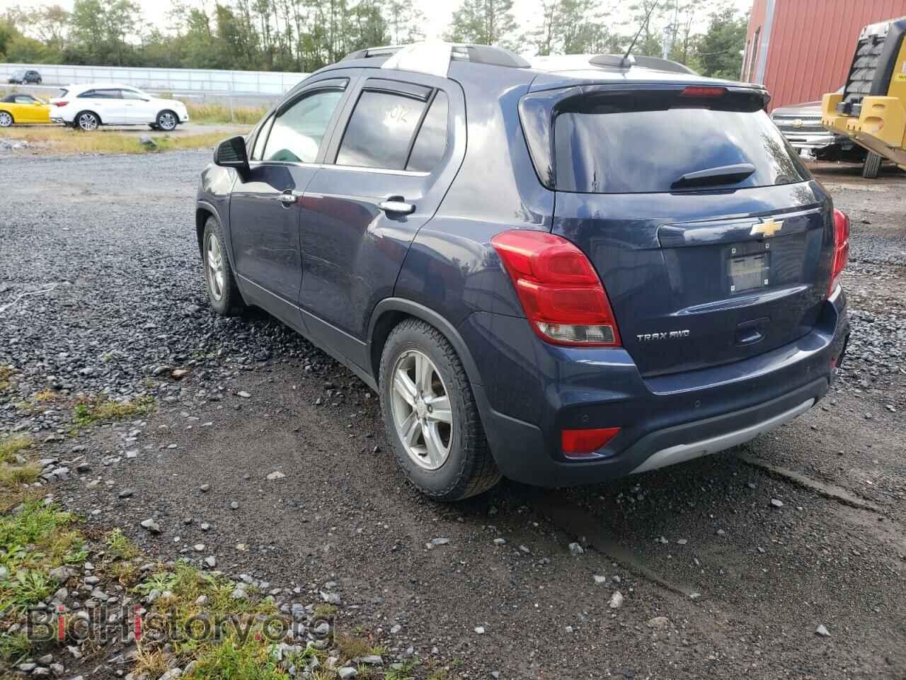 2018 CHEVROLET TRAX - VIN: 3GNCJPSB2JL153430 - Фото 3