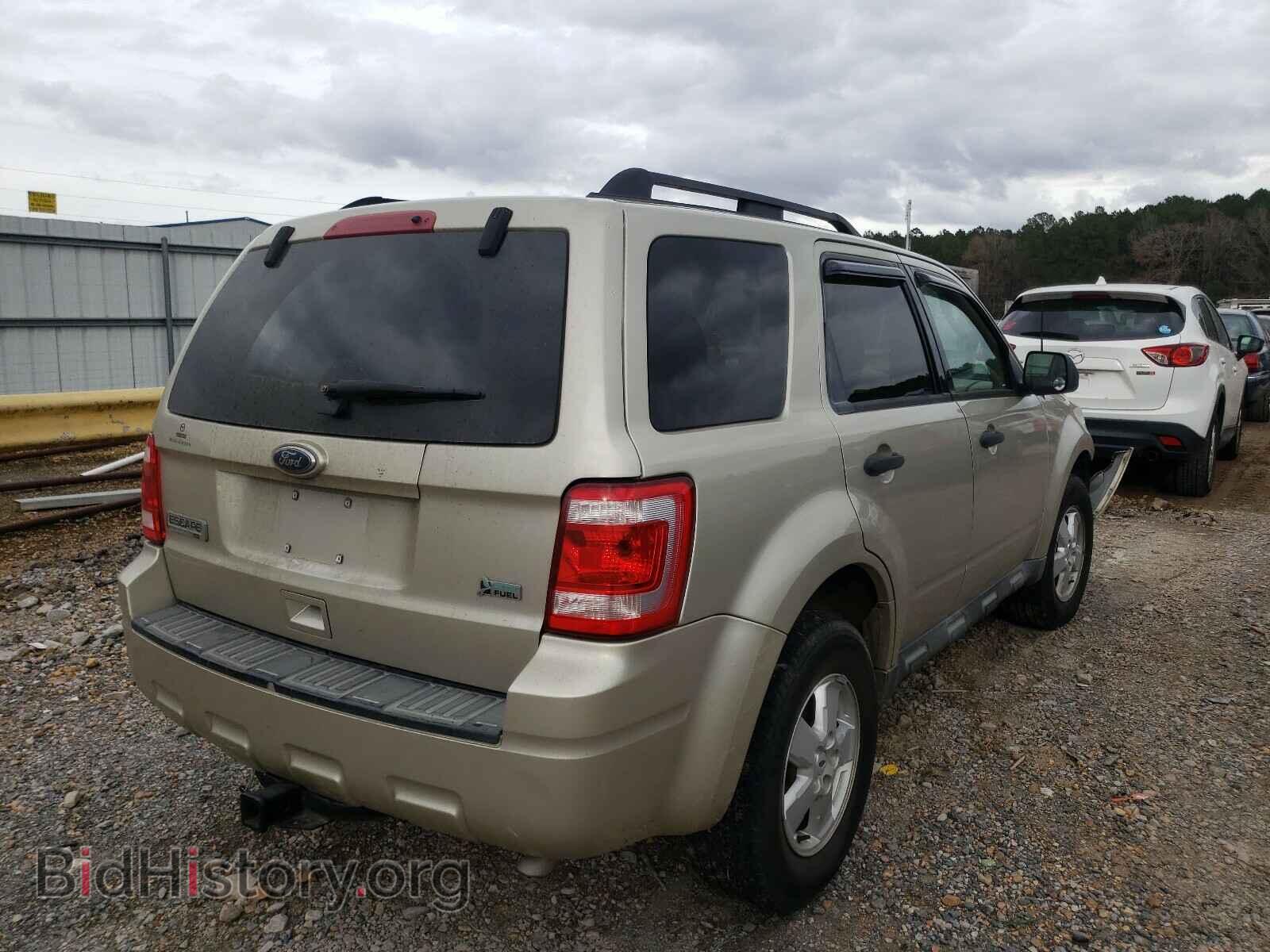 2010 FORD ESCAPE - VIN: 1FMCU0DG8AKA08714 - Фото 4