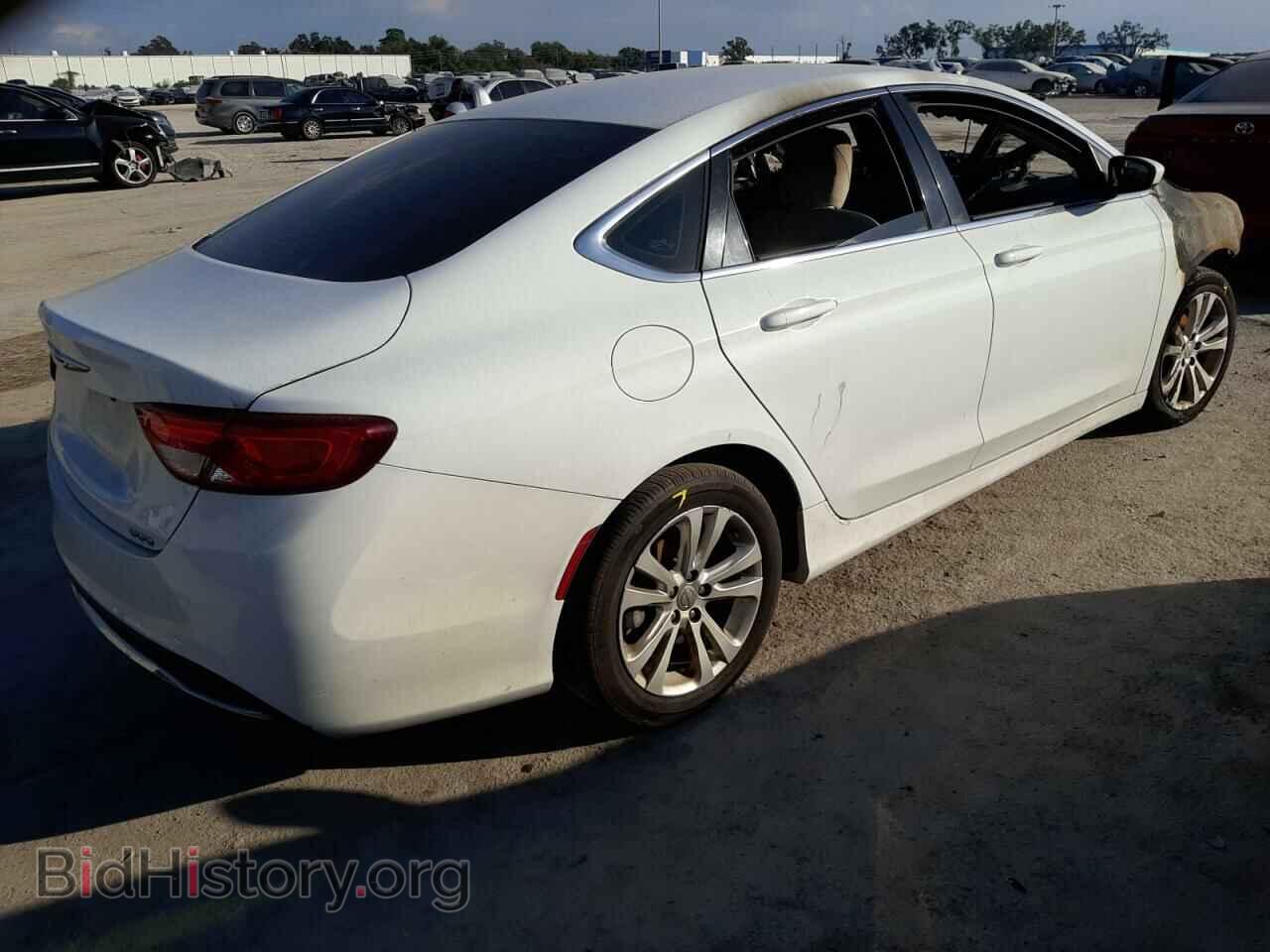 2015 CHRYSLER 200 - VIN: 1C3CCCAB3FN547205 - Фото 3
