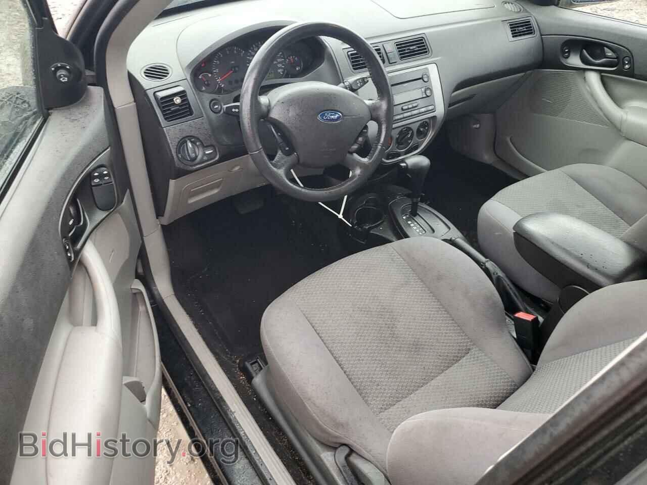 2007 FORD FOCUS - VIN: 1FAHP31N77W157936 - Фото 8
