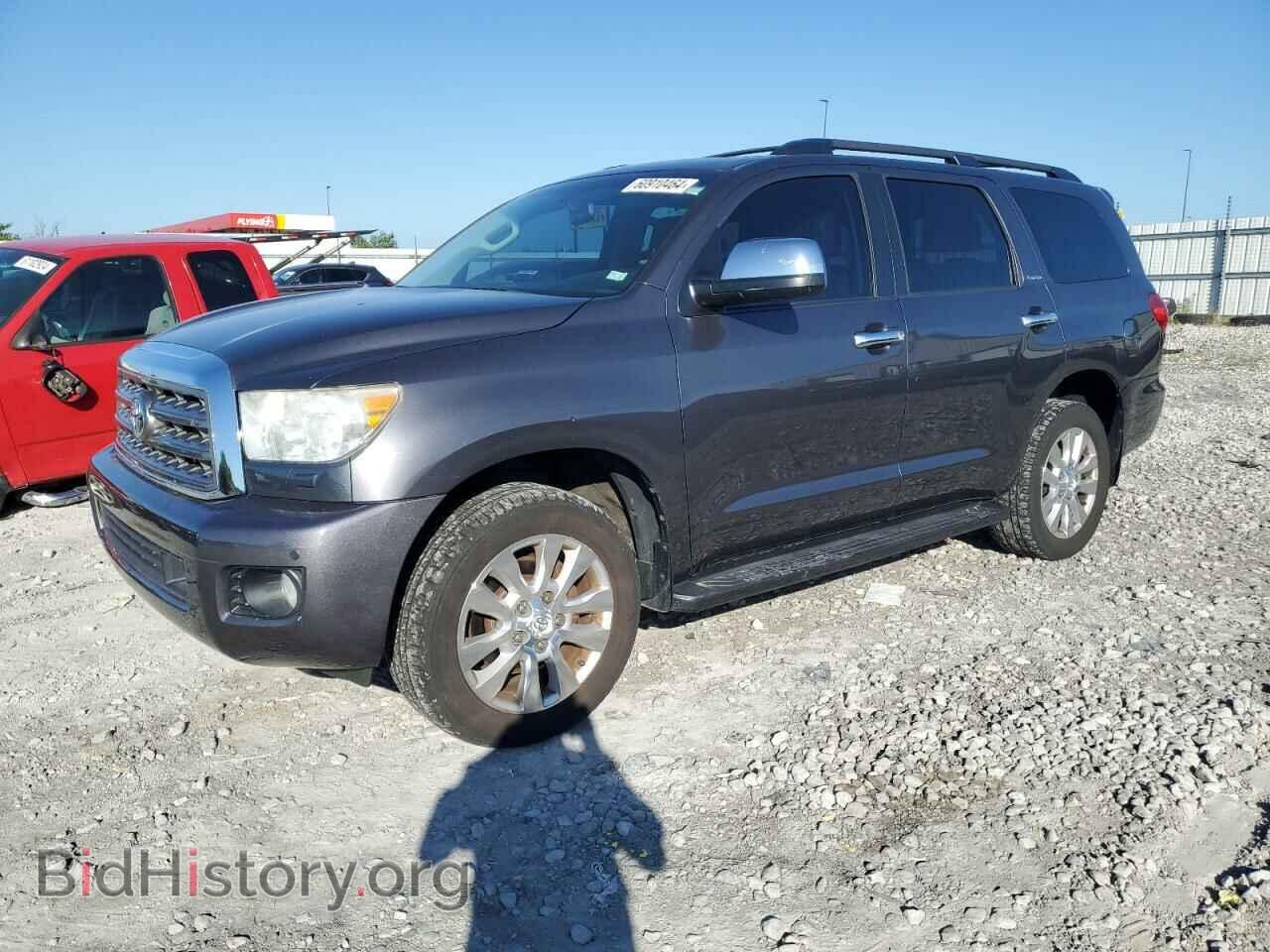 Photo 5TDDY5G12BS047925 - TOYOTA SEQUOIA 2011