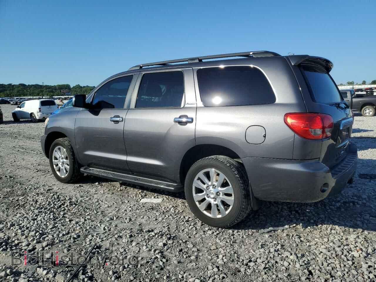 2011 TOYOTA SEQUOIA - VIN: 5TDDY5G12BS047925 - Фото 2