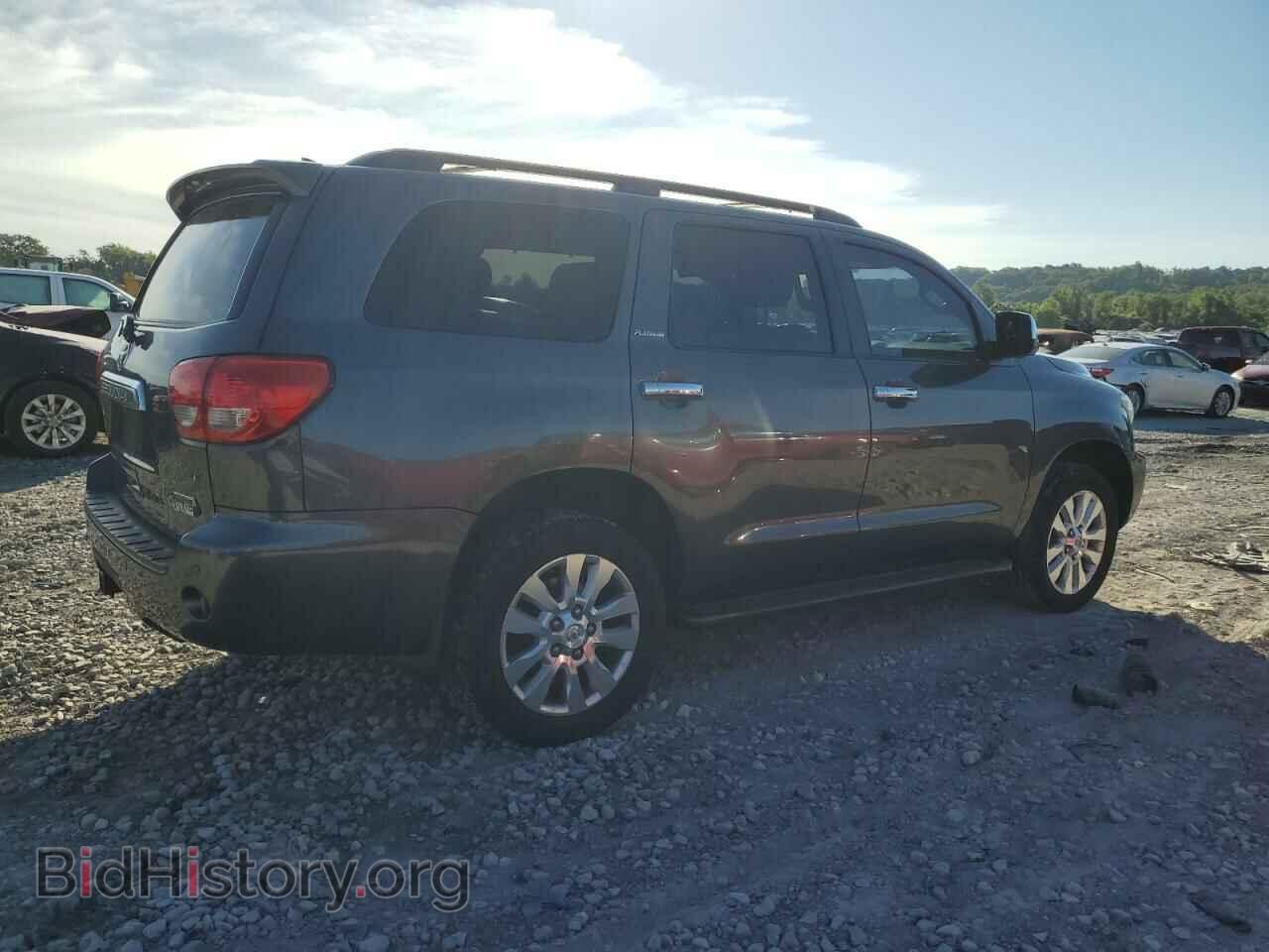 2011 TOYOTA SEQUOIA - VIN: 5TDDY5G12BS047925 - Фото 3