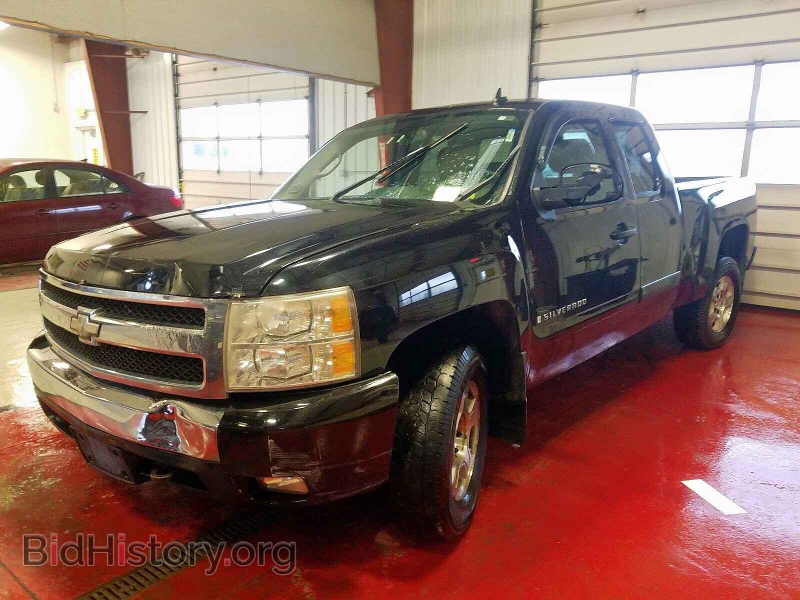 2008 CHEVROLET SILVERADO - VIN: 2GCEK19J681122606 - Фото 2
