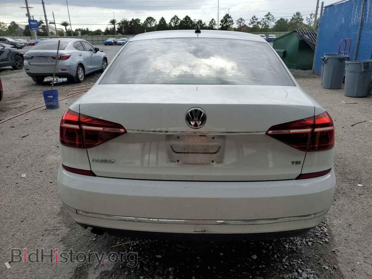 2017 VOLKSWAGEN PASSAT - VIN: 1VWAT7A35HC077533 - Фото 6