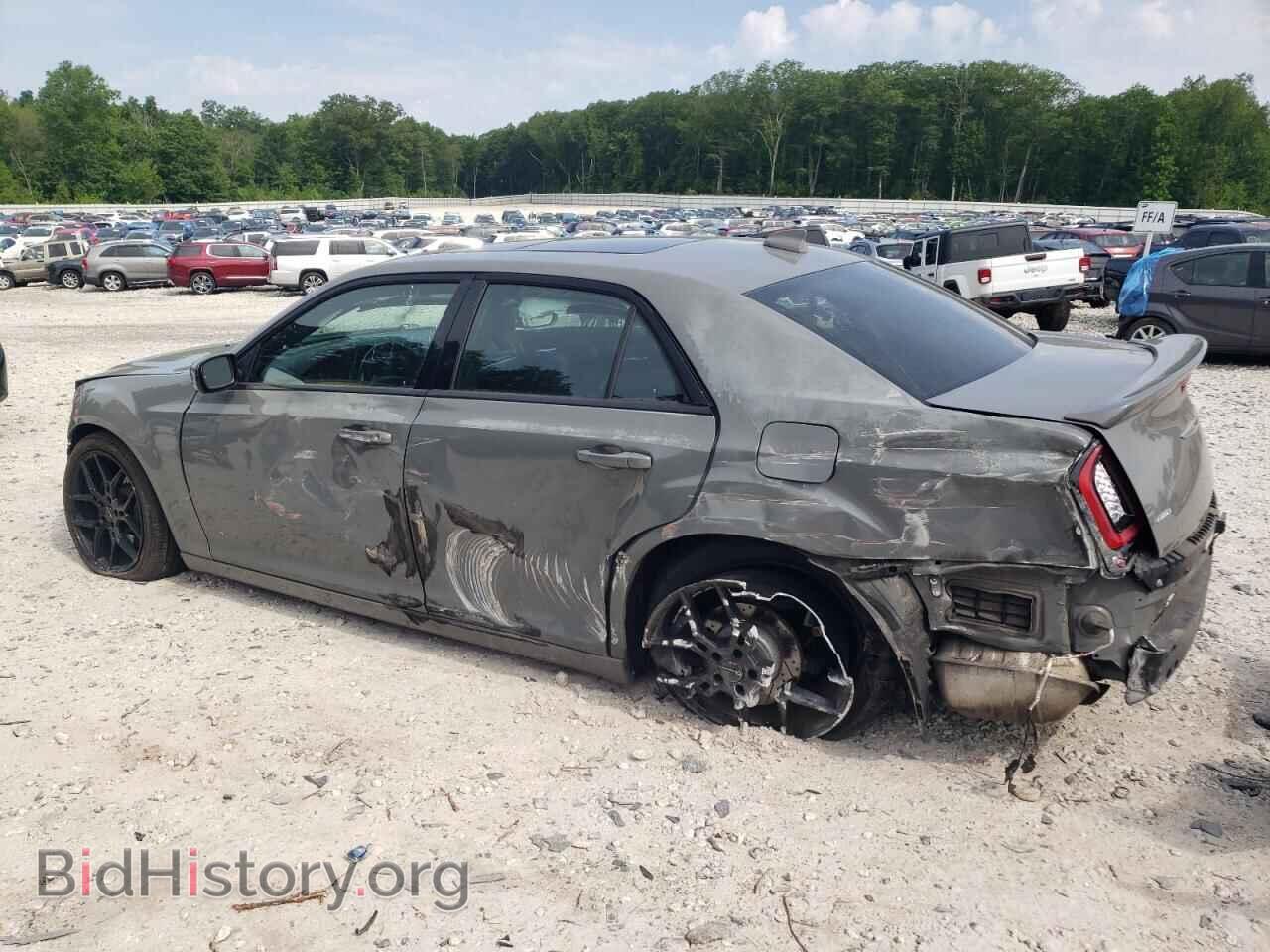 2017 CHRYSLER 300 - VIN: 2C3CCAGGXHH512745 - Фото 2