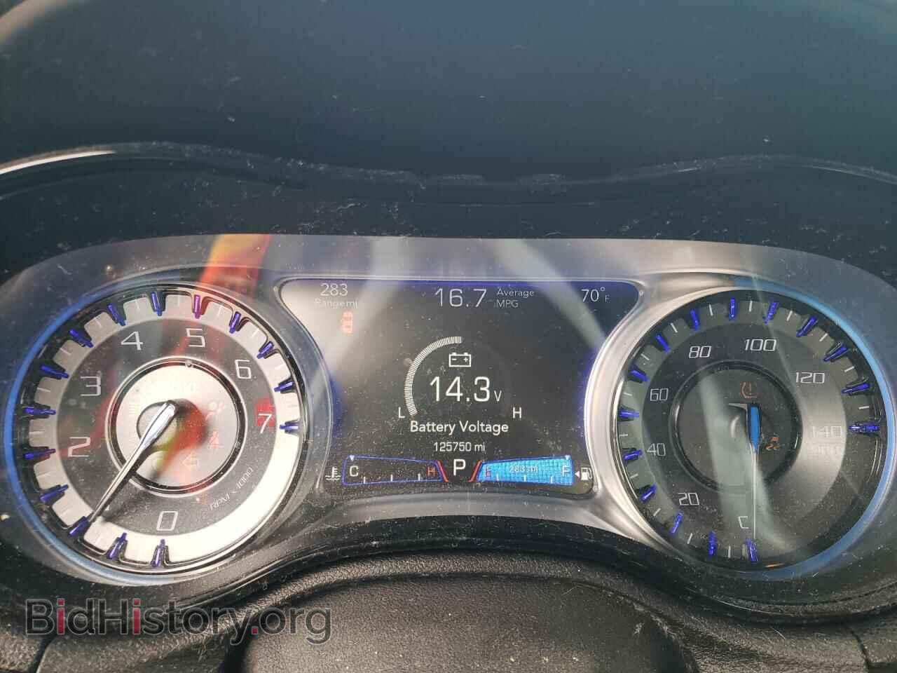 2017 CHRYSLER 300 - VIN: 2C3CCAGGXHH512745 - Фото 9
