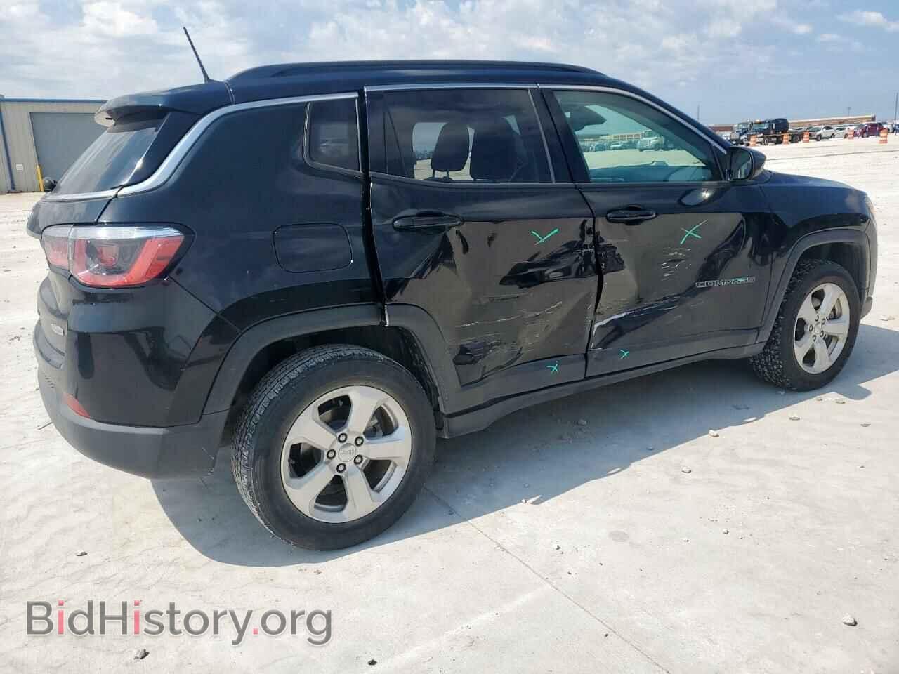 2018 JEEP COMPASS - VIN: 3C4NJDBB1JT261988 - Фото 3
