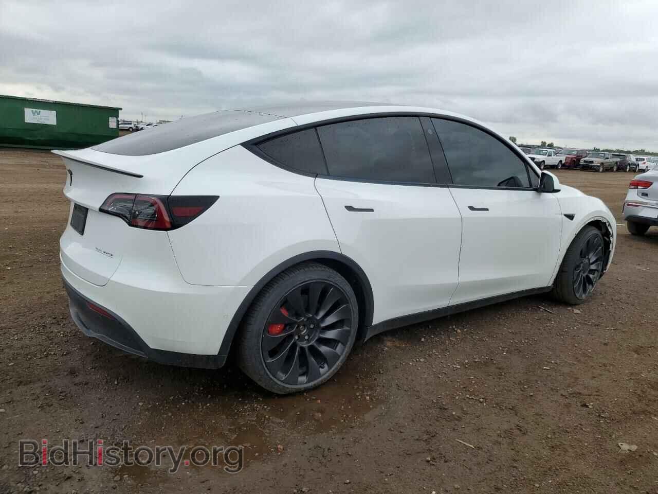 2022 TESLA MODEL Y - VIN: 7SAYGDEF1NF397281 - Фото 3