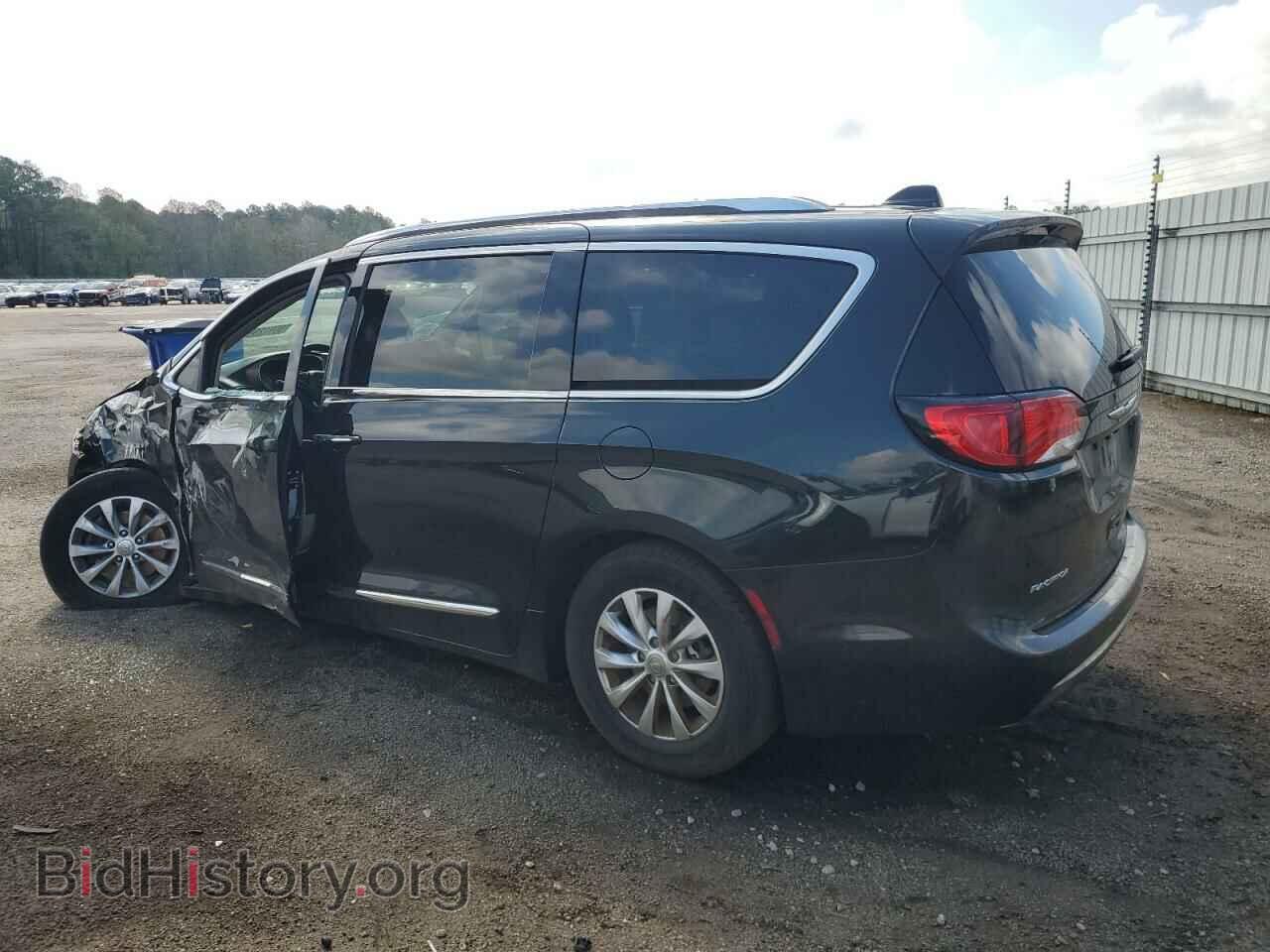 2018 CHRYSLER PACIFICA - VIN: 2C4RC1BG9JR112172 - Фото 2